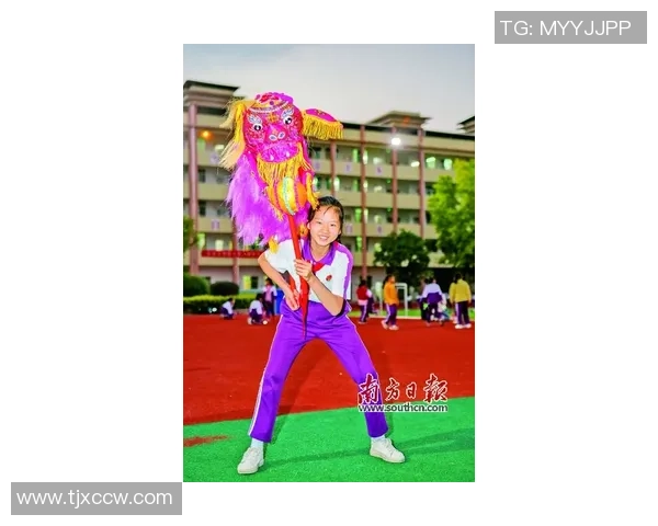 姚明亲手编织绸带传承传统工艺与现代艺术的完美结合