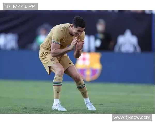 英超惊天冷门尤文图斯完胜巴萨引发全场热议与欢呼 英超惊天冷门尤文图斯完胜巴萨引发全场热议与欢呼